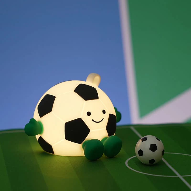 Nabíjateľné silikónové nočné svetlo s motívom futbalovej lopty, RGB stmievateľné